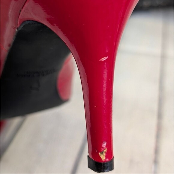 Simply Vera Vera Wang Stevie Red Patent Leather Pumps - Picture 8 of 11